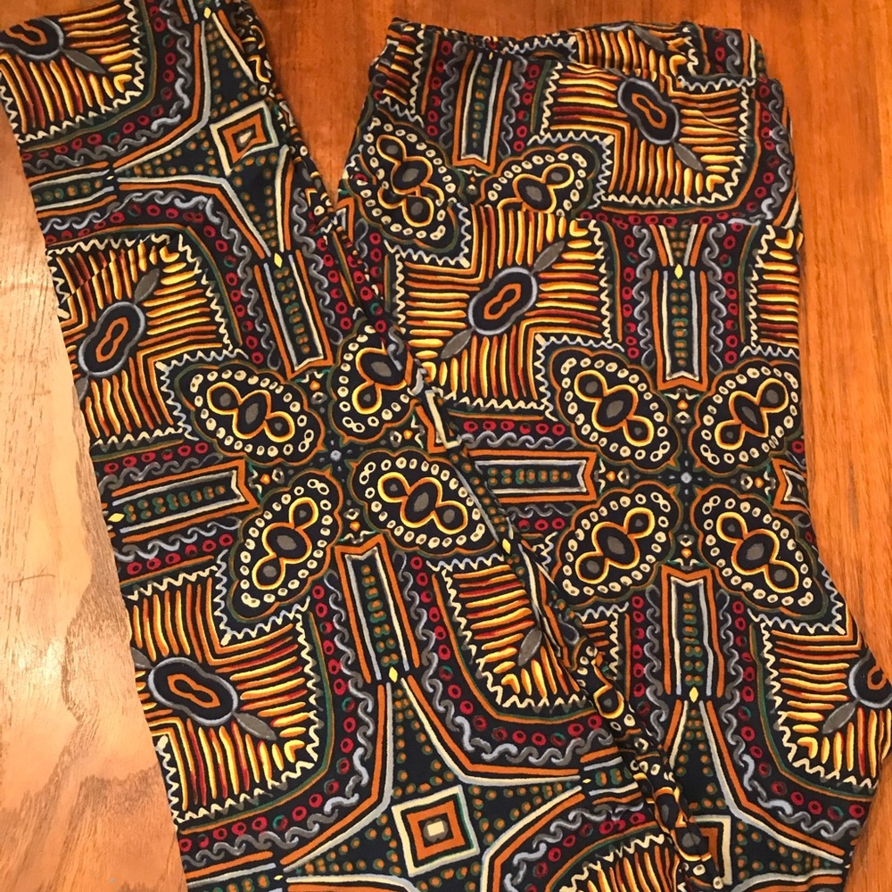 Lularoe TC leggings Celtic